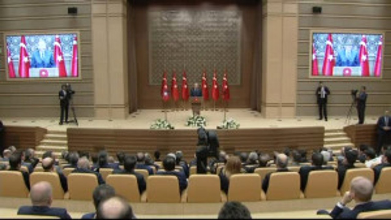 Cumhurbaşkanı Erdoğan: "Biz Manşetlerle Çarpışarak Bugünlere Geldik.