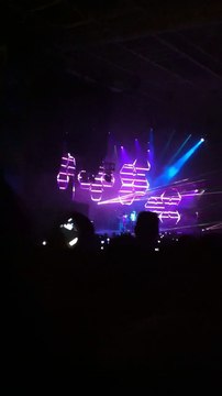 Muse - Undisclosed Desires- Noblesville Verizon Wireless Music Center - 08/03/2011