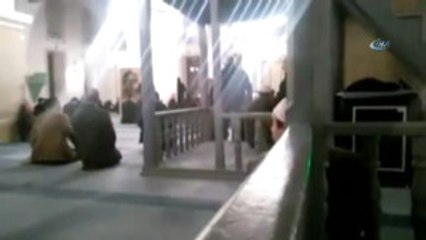 Cumhurbaşkanı Erdoğan, Nasrullah Camisinde Kur'an Okudu