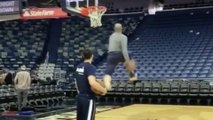 Vince Carter RECREATES 2000 Dunk Contest Slam - STILL GOT IT!