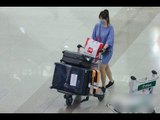 Trước giờ đượccầu hôn, Hari Won chật vật với đống hành lý ở sân bay [Tin Việt 24H]