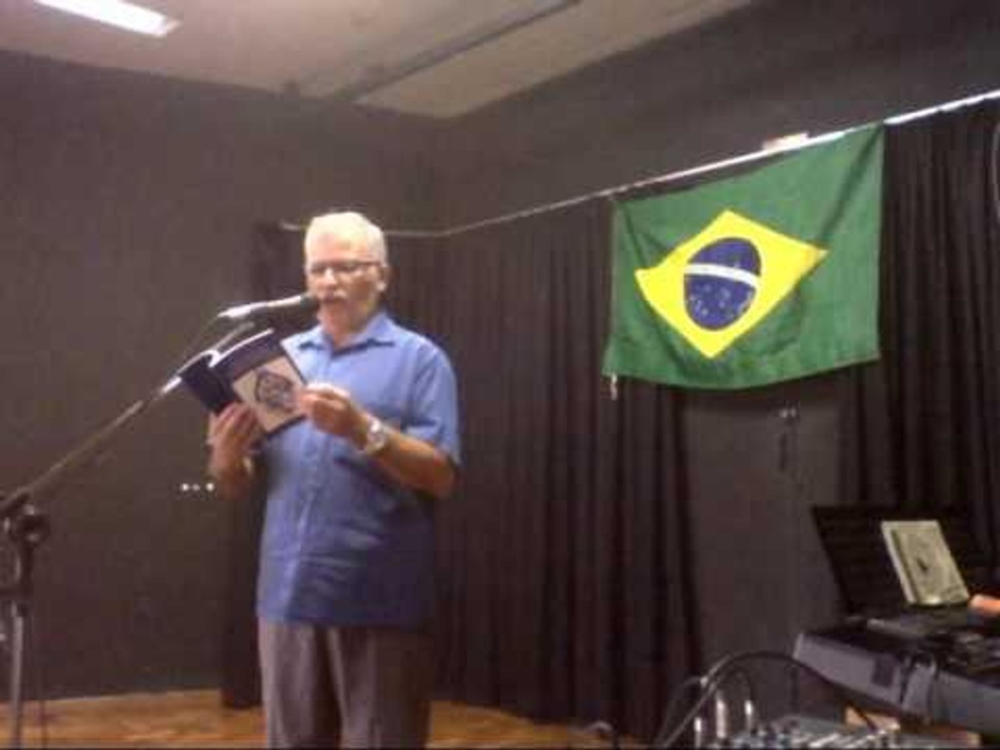 (1)Cícero Pedro de Assis no Café com Poesia - 79º Edição