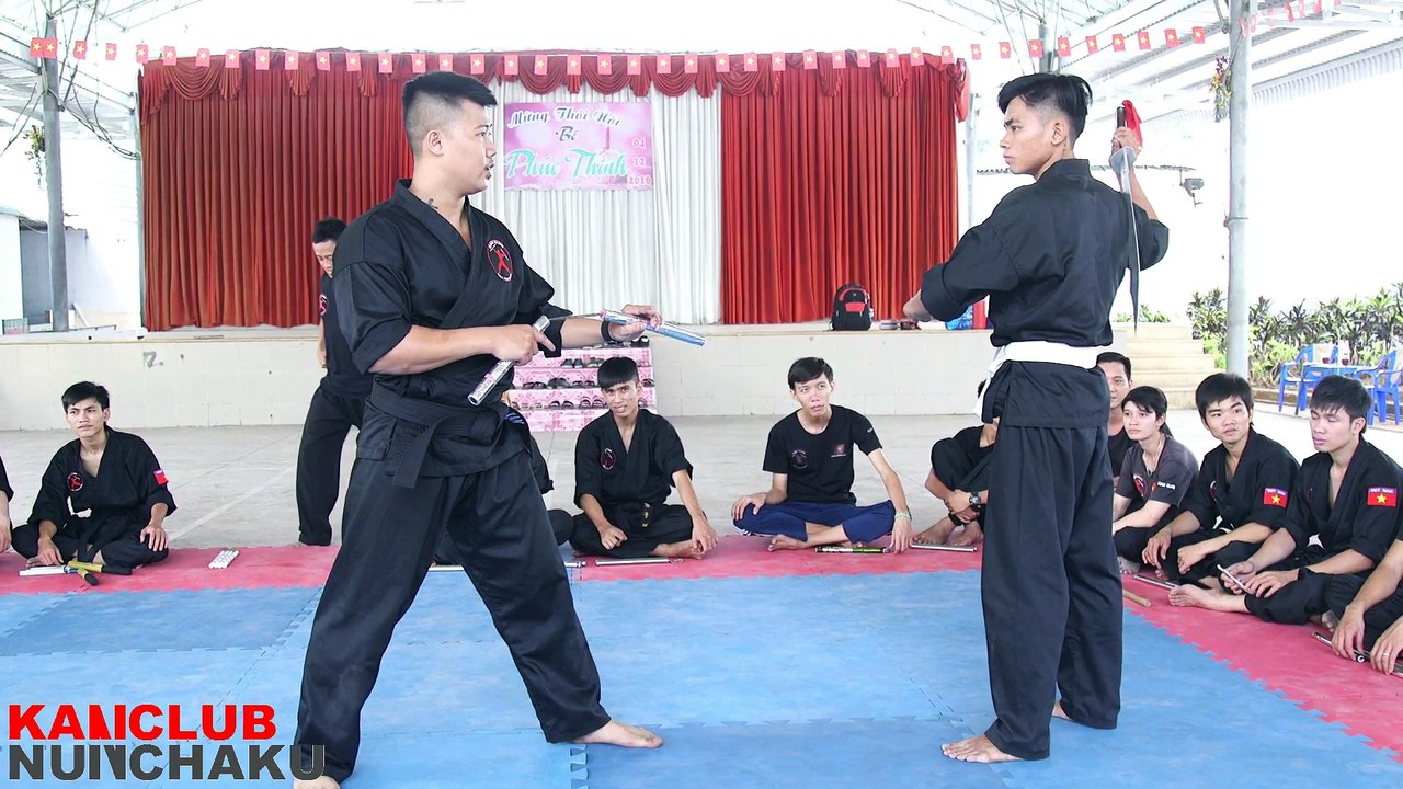 [Tài liệu] Kỹ thuật côn nhị khúc vs Đoản đao. #Kanclub, #nunchaku