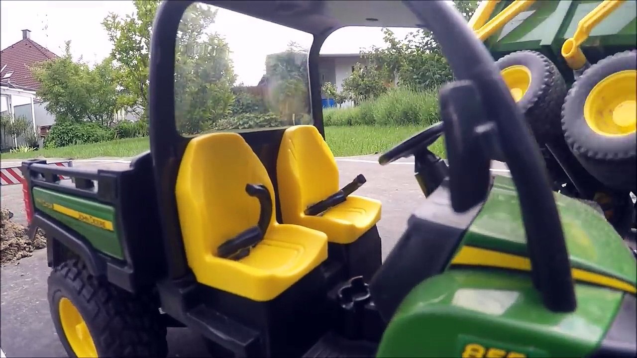 BRUDER RC tractor wood crash-ew8cPSxKw6I