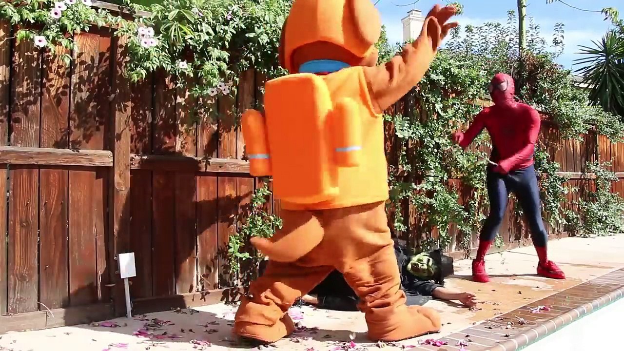Frozen Elsa & Spiderman vs GIANT BALLOON EXPLOSION! w/ The Witch & Big Bad Wolf in Real Li