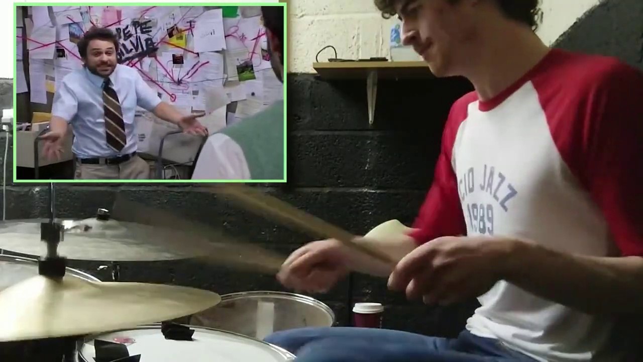 Doubler les dialogues d'une série TV à la batterie : absolument génial