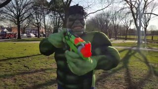 NERF WAR - Superheroes In Real Life - Spiderman - Spider-man - Marvel IRL-Eb