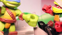Ninja Turtles Toys STEALTH BIKE with RACER RAPH _ Teenage Mutant Ninja Turtles Toy Videos-8f