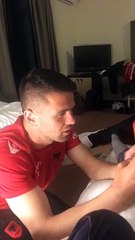 Andi Lila dhe Ahmet Kalaja tallen me priftërinjtë grek