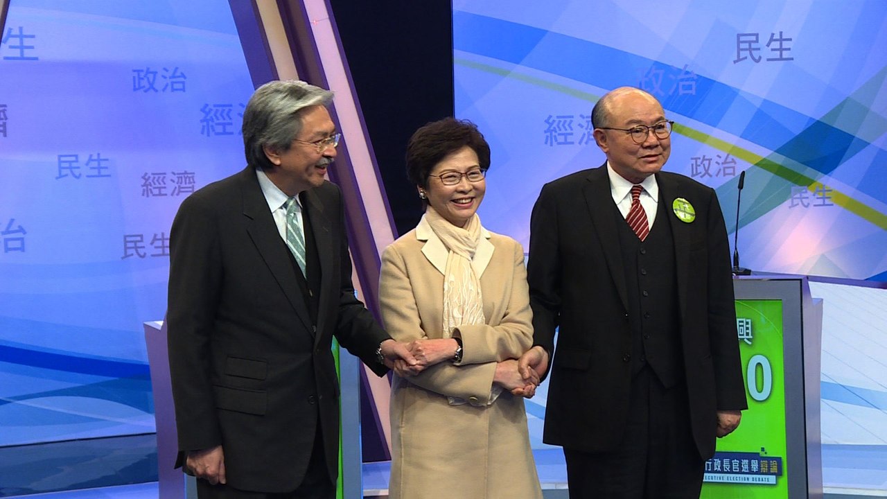 Hong Kong vote dimanche sous l'oeil de Pékin