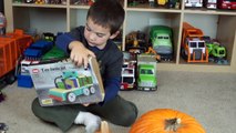 Transformers Rescue Bots Surprise Toy UNBOXING - Tow Truck Hoist Tow-Bot Digging-4GyM6UCY
