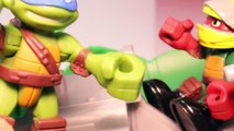 Ninja Turtles Toys STEALTH BIKE with RACER RAPH _ Teenage Mutant Ninja Turtles Toy Videos-8fPw