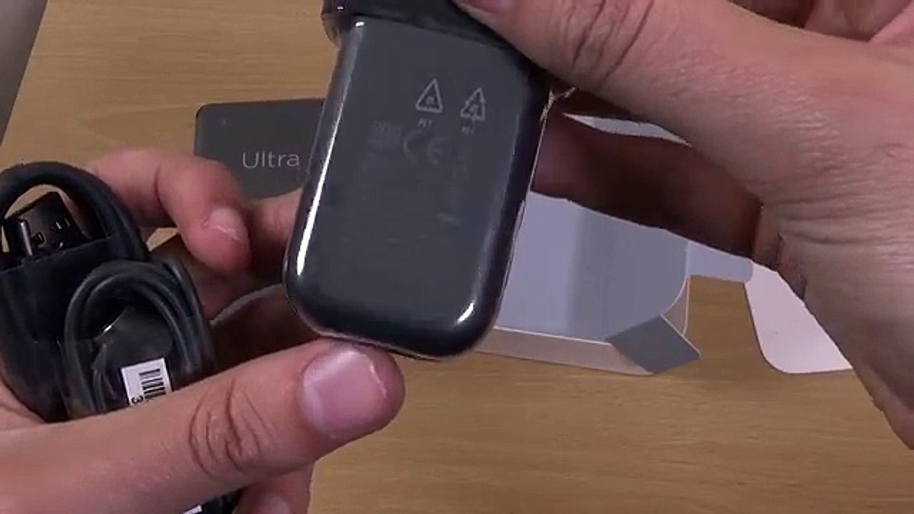 HTC U Ultra - Unboxing & First Look!