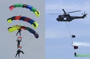 Pakistan Day  Pak Forces Commandos Spectacular Demonstration of Paratrooping on 23 march 2017 parade