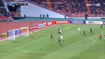 لاعب تايلند كاد يُحرز هدفا ضد مرماه