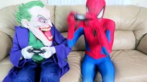 Spiderman vs Joker vs Minion! w_ Batman, Pink Spidergirl Crazy Gymnastics - Fun Superheroes  -)-2m1XWFAG