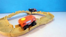 BLAZE AND THE MONSTER MACHINES Trucks Coaches Tonka Climb Overs Treader in Monster Truck Race-PM