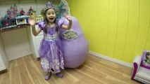 MEGA HUGE SOFIA THE FIRST EGG SURPRISE OPENING Disney Junior Singing Talking Doll Play-Doh Surprises-qL