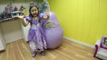 MEGA HUGE SOFIA THE FIRST EGG SURPRISE OPENING Disney Junior Singing Talking Doll Play-Doh Surprises-qL