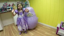 MEGA HUGE SOFIA THE FIRST EGG SURPRISE OPENING Disney Junior Singing Talking Doll Play-Doh Surprises-qL1Wvl4