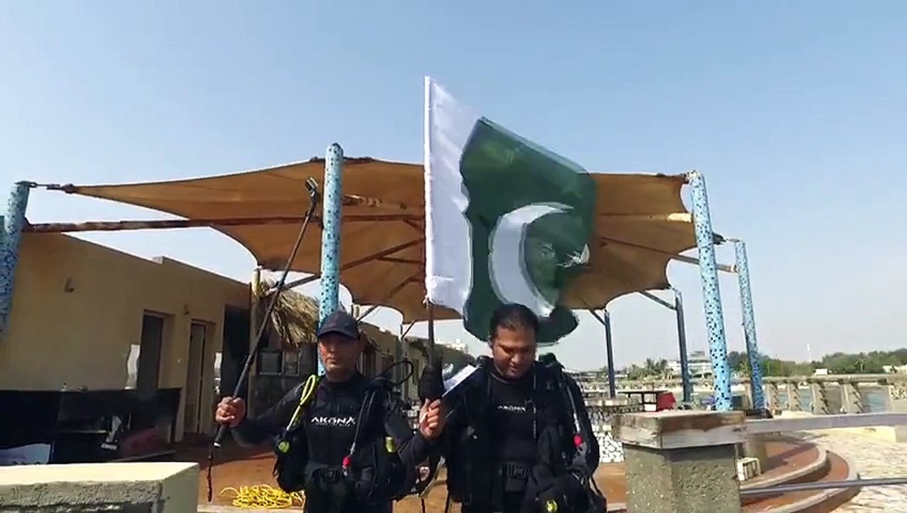 پاک سرزمین شاد باد
