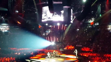 Muse - Revolt - Montreal Centre Bell - 01/21/2016