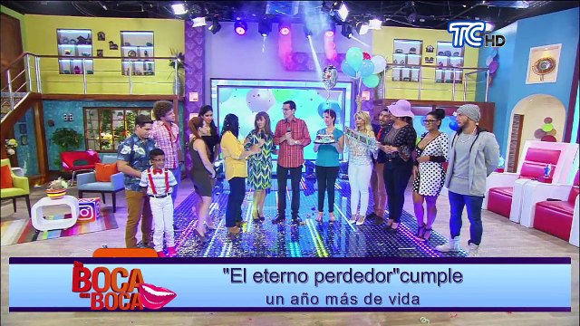 Polo Baquerizo emocionado por su cumpleaños junto a su esposa e hija