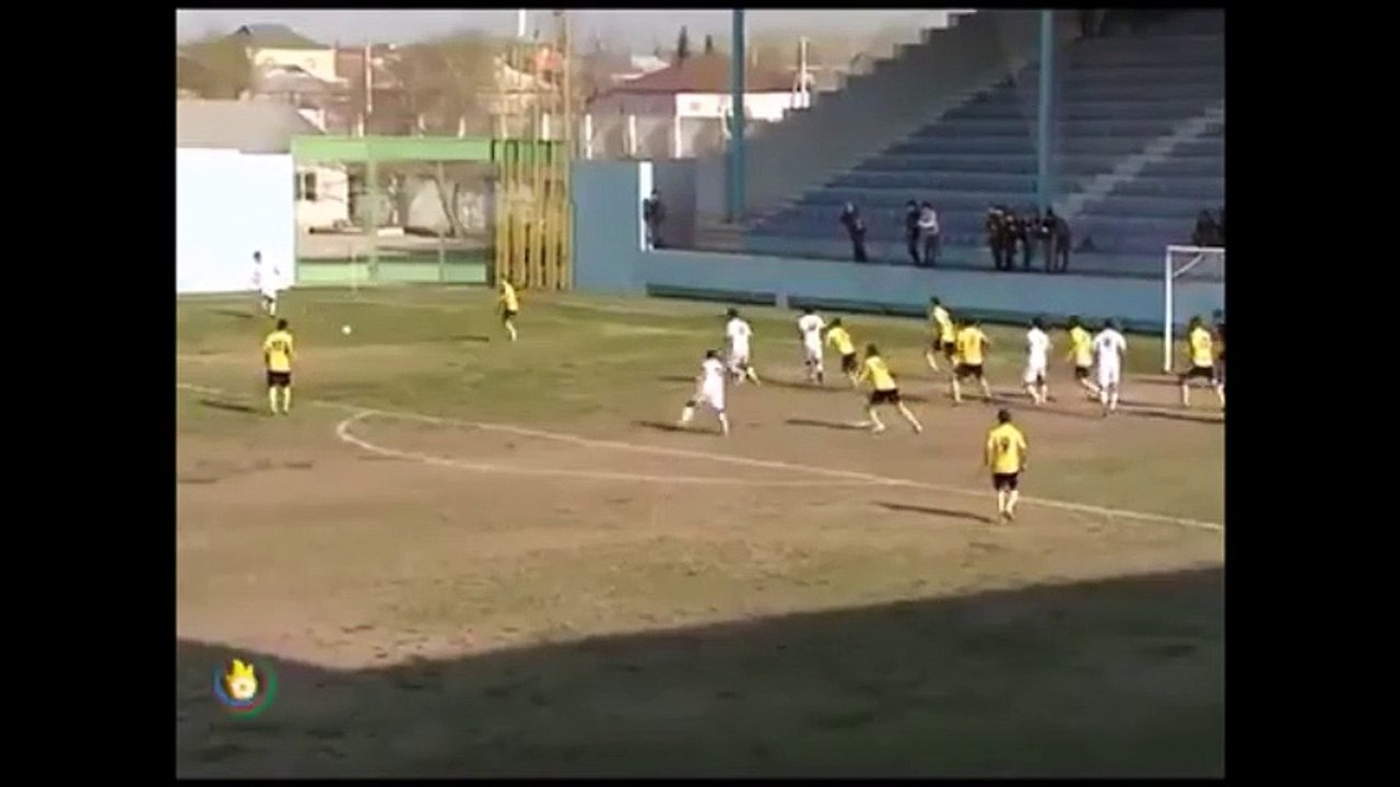A Hilarious Goal Scored In Azerbajian!