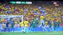 Yerry Mina Hits The Crossbar vs Bolivia!