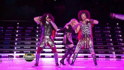 Madonna livre on Super Bowl