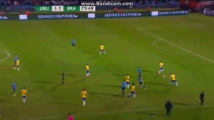 Gol Neymar Uruguay vs Brasil (1-3)