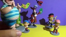 Unboxing Disney figurine playset Jake in the Never Land Pirates Tr