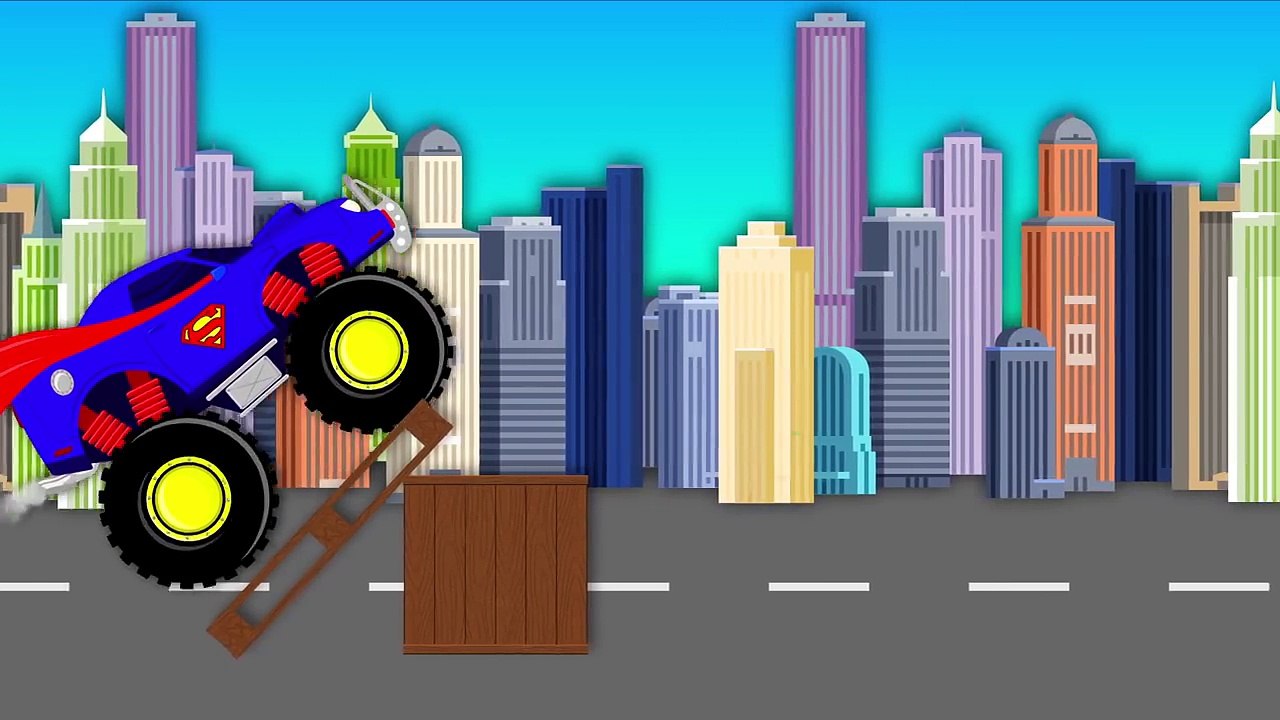 Batman vs Superman - Monster Trucks For Kids Video - Racing Car Wash For Children | Binbin