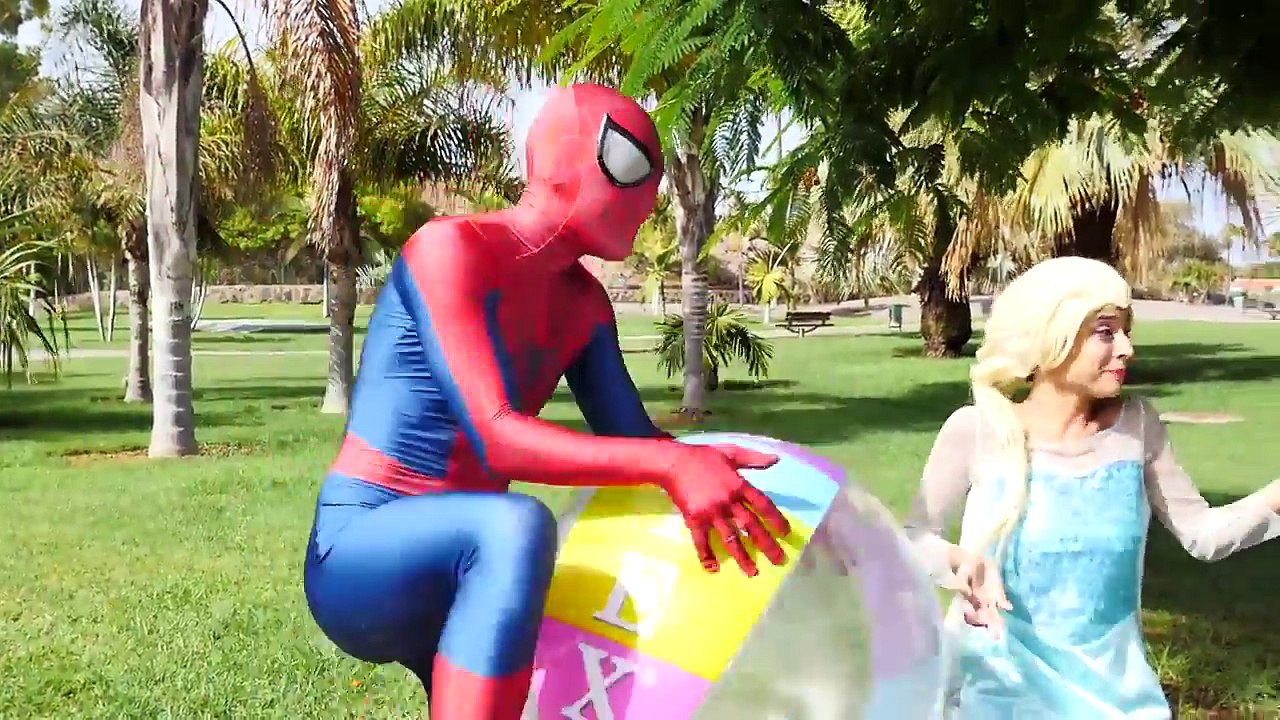 Are Frozen Elsa and Maleficent Kissing? w Spiderman Mermaid, Baby Anna, Pokemon