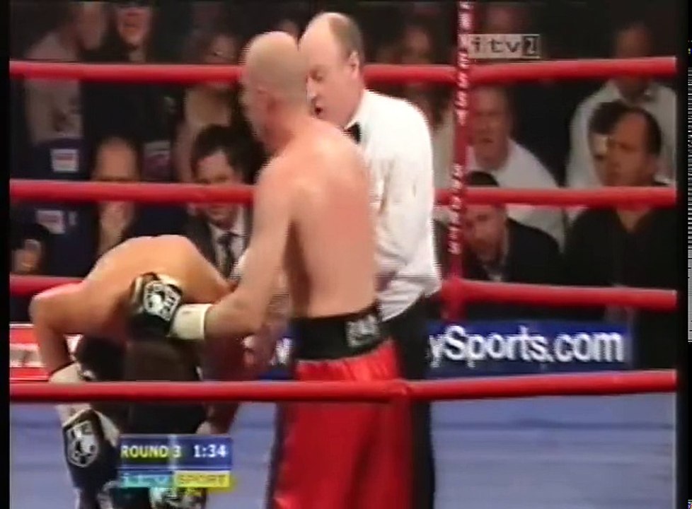 Carl Froch vs Matthew Barney (09-07-2005) Full...