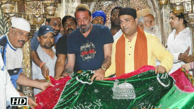 Sanjay Dutt visits Sheikh Salim Chishti’s dargah