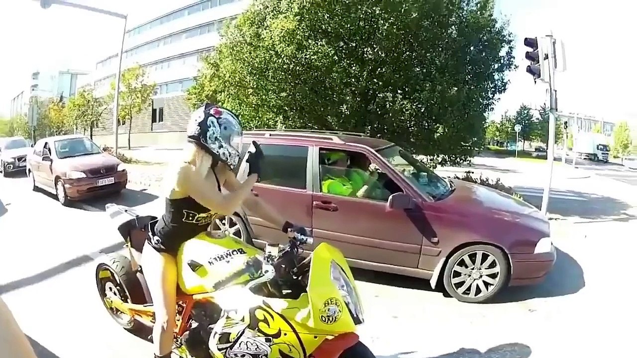 【びっくり映像】スーパーカー事故映像集！衝撃！スーパーカーの