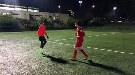 Rafa Mara (CPB Bréquigny) s'amuse à l'entraînement