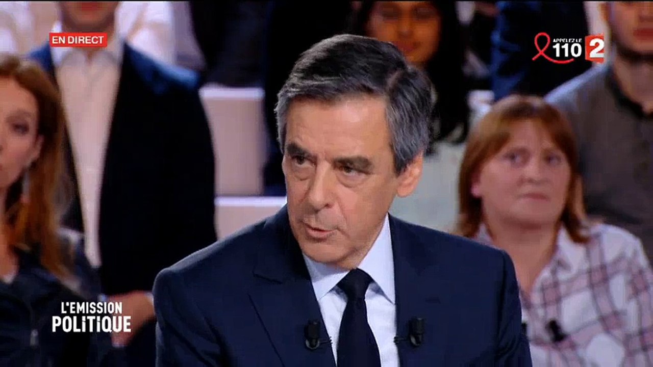 David Pujadas à François Fillon : "Vous avez éteint votre portable ?"