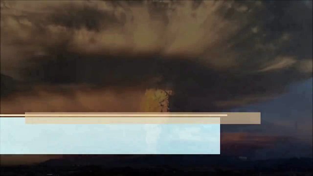 Volcano Calbuco has just erupted in Chile.