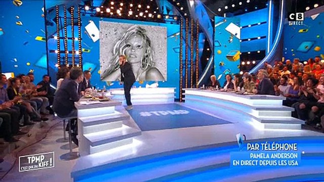 Pamela Anderson appelle Cyril Hanouna en direct dans Touche pas à mon poste - Regardez