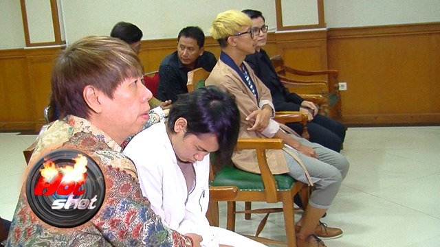 Sidang Perdana Perceraian Aming-Evelyn - Hot Shot 24 Maret 2017