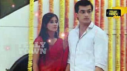 Yeh Rishta Kya Kehlata Hai - 24th March 2017 - Kissing Scene - Star Plus TV Serial News