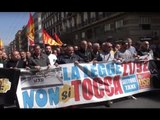 Napoli - Taxi in sciopero contro Governo e Uber (23.03.17)