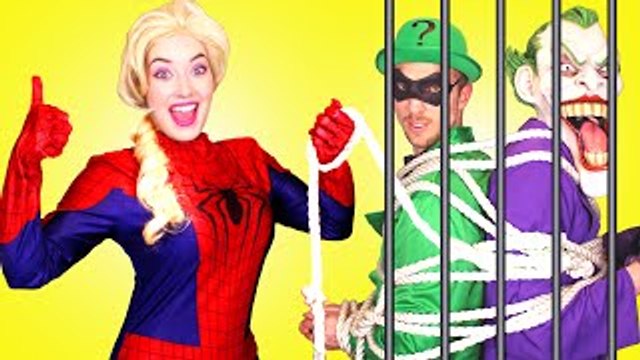Frozen Elsa Becomes SpiderElsa! w/ Spiderman, Pink Spidergirl, Mermaid & Joker! Superhero Fun :)
