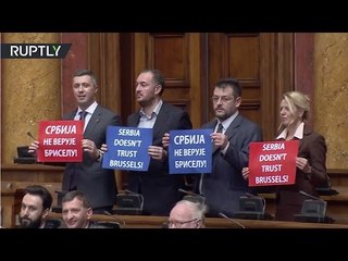 ‘Serbia, Russia, we don't need EU’: Protesters booed Mogherini during speech to Serbian Parliament
