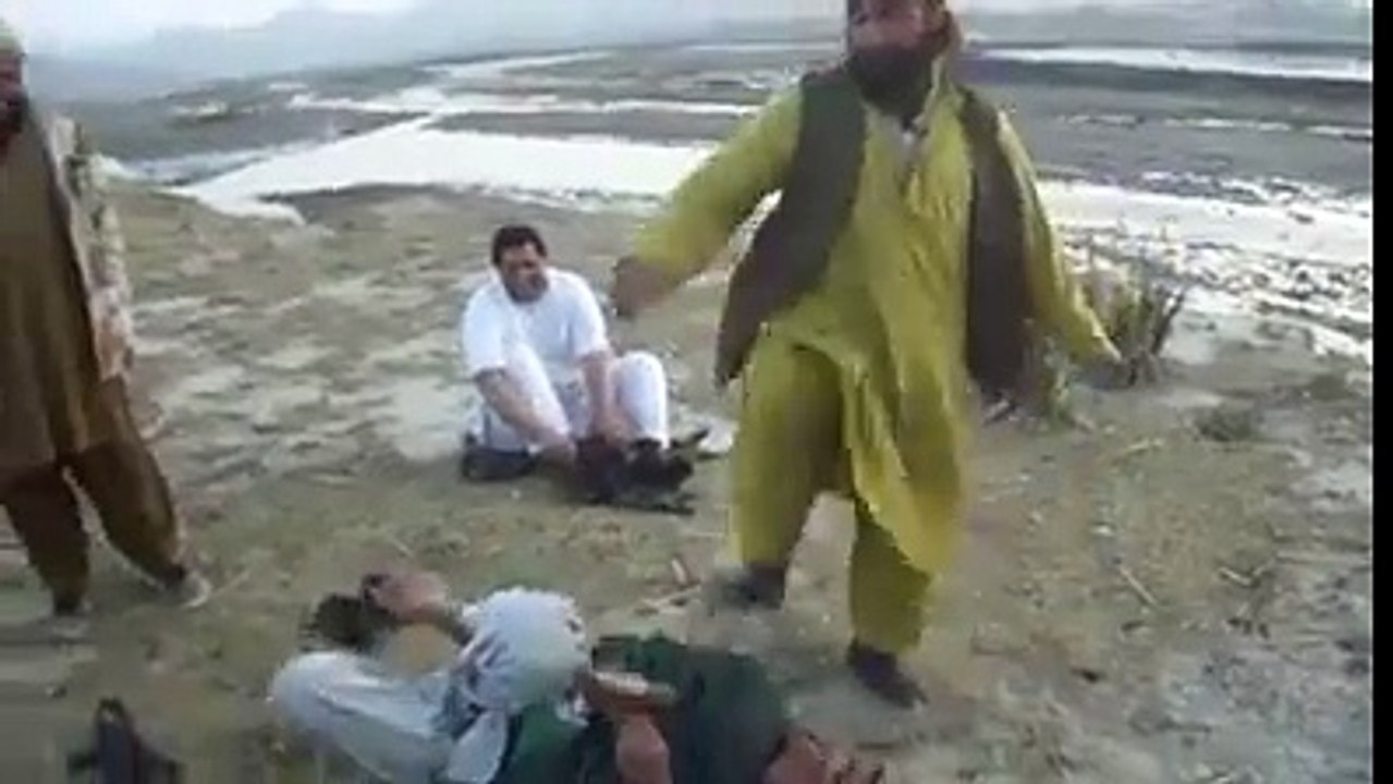 ہاہاہا پٹھان کا ایسا ڈانس جو آپ کو ہنسنے پر مجبور کر دے گا