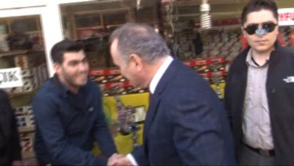 Bakan Faruk Özlü ile Vatandaş Arasında "Evet-hayır" Diyaloğu