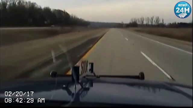 Michigan State Trooper Attacked After Motorcycle Chase - 24h Police News