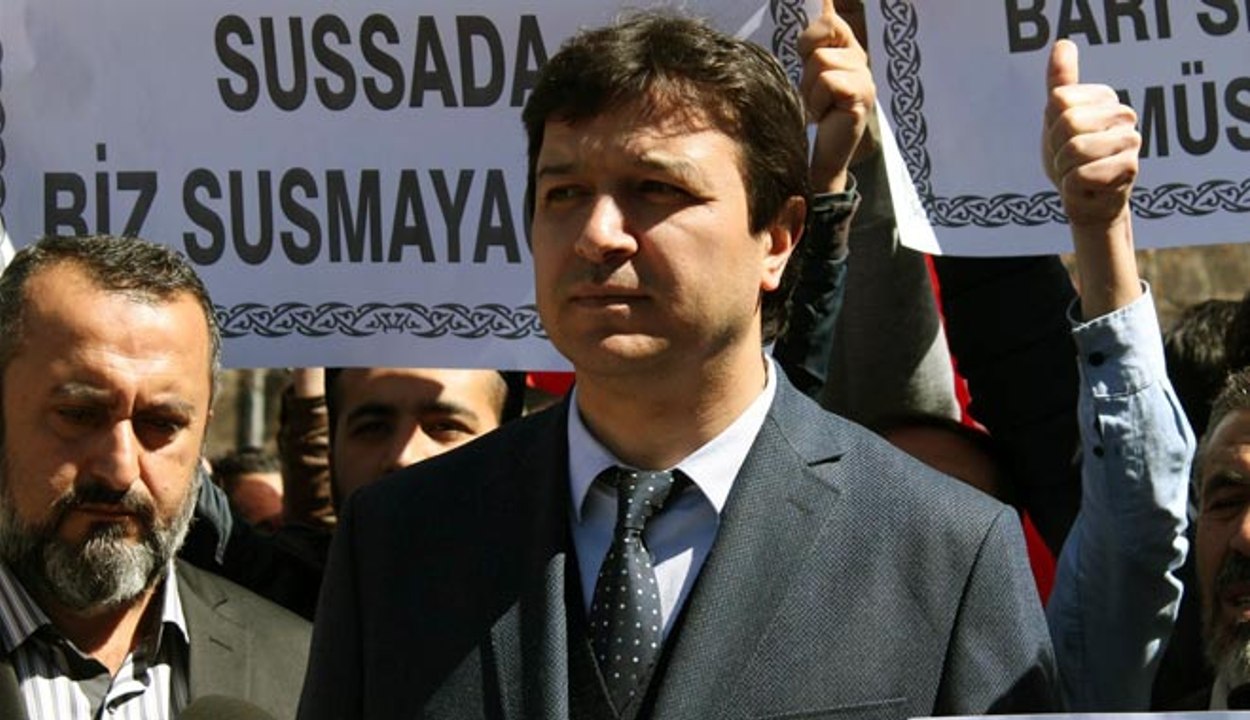 SAADET PARTİSİ İL BAŞKANI MAHMUT ARIKAN:  “SİYONİST İSRAİL EZANLARI ‘GÜRÜLTÜ´ OLARAK DEĞERLENDİRİYOR”